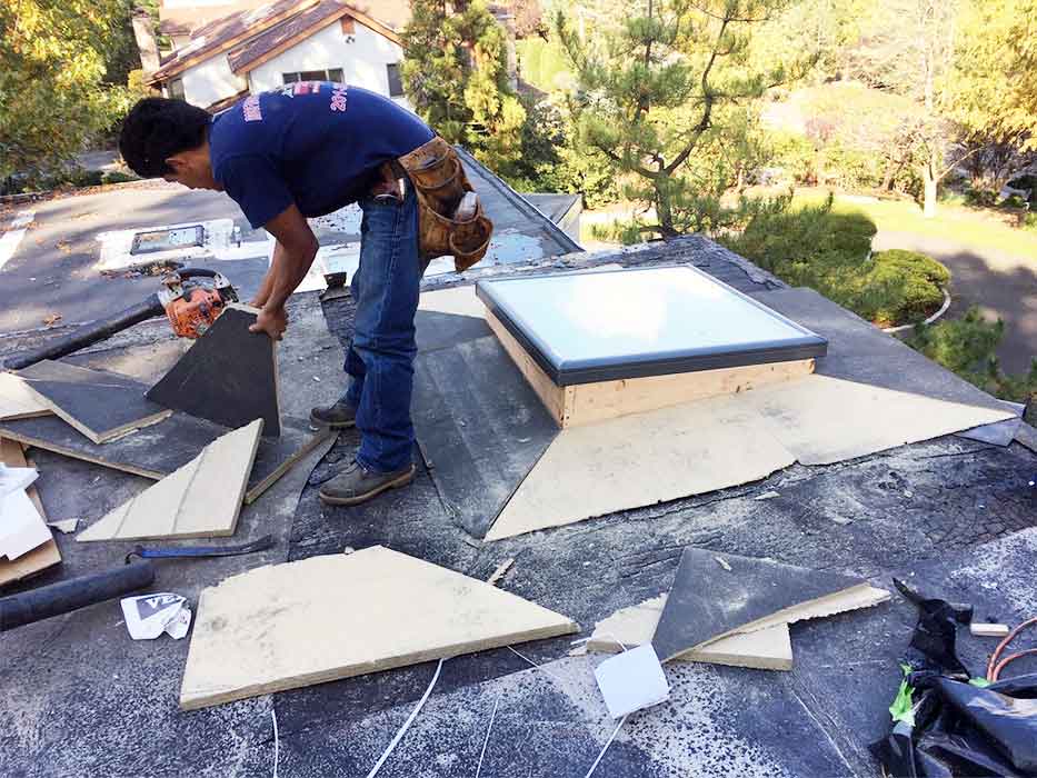 EPDM Flat Roofing and Skylight Installation for Residential & Commercial Properties in Tenafly, NJ