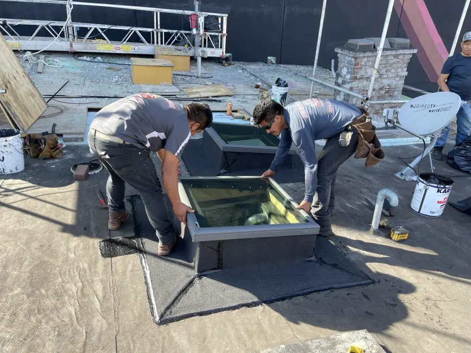 <h2 data-start="0" data-end="75">Flat Roof Skylight Installation, Replacement & Leak Repair in Tenafly, NJ</h2>